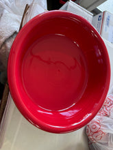 Load image into Gallery viewer, Fiesta 2 Quart Serving Bowl Scarlet

