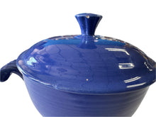 Load image into Gallery viewer, Vintage Flat Bottom Cobalt Covered Onion Soup
