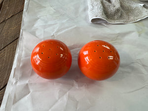 Vintage HLC  Kitchen Kraft Red Salt & Pepper set NICE