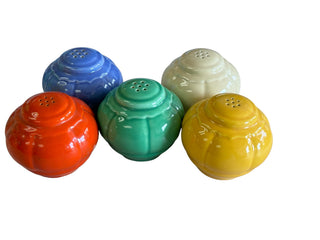 Vintage Riviera Shaker Lot of 5 Colors Singles