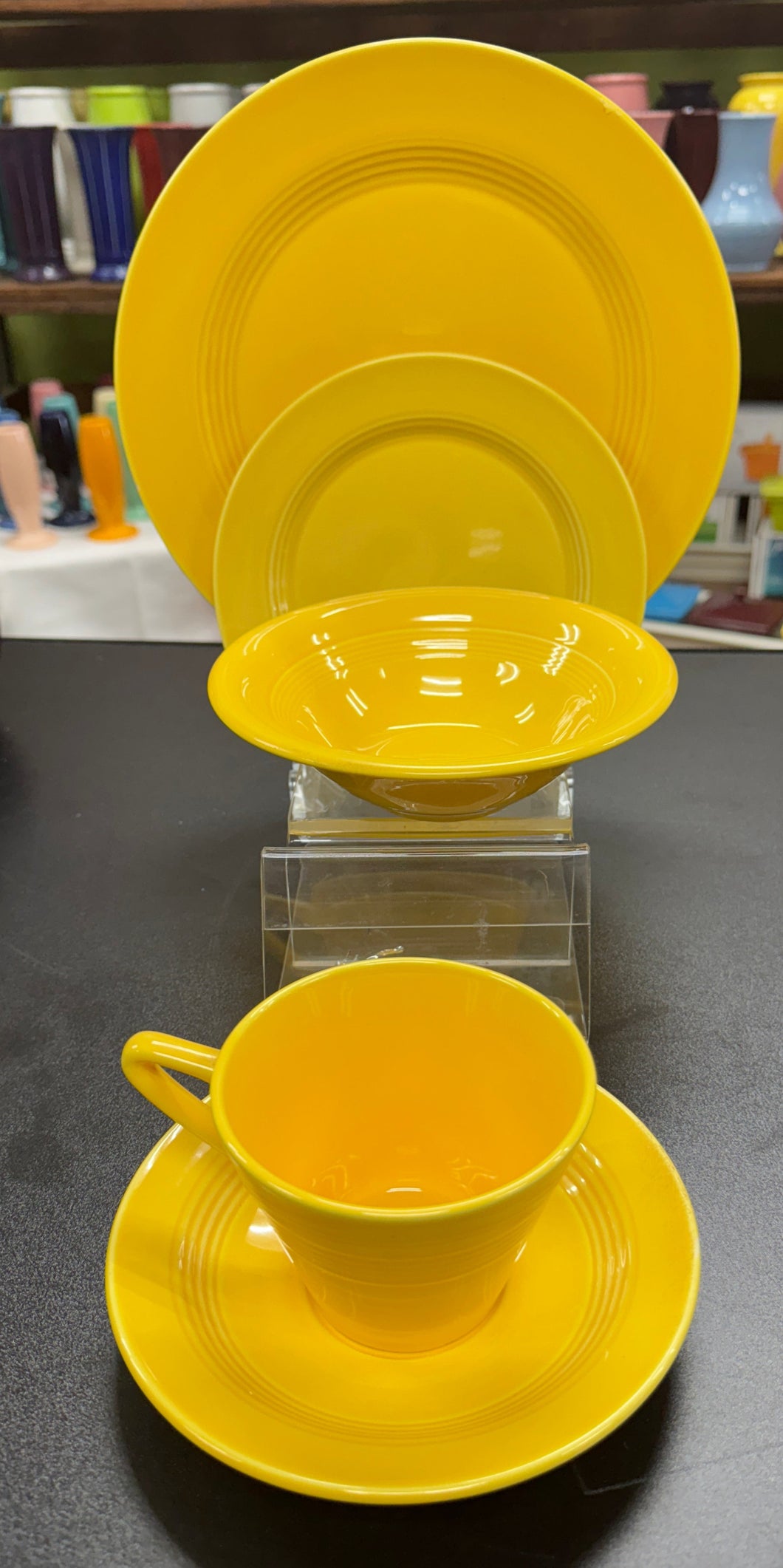 Vintage Homer Laughlin Harlequin Yellow  5 pc place setting