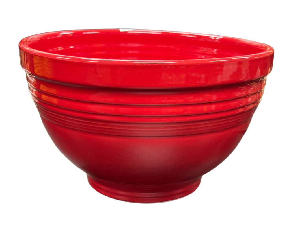 Fiesta Baking Bowl Scarlet 4qt The middle bowl in the set of 3
