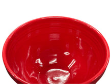 Load image into Gallery viewer, Fiesta Baking Bowl Scarlet 4qt The middle bowl in the set of 3
