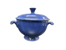 Load image into Gallery viewer, Vintage Flat Bottom Cobalt Covered Onion Soup
