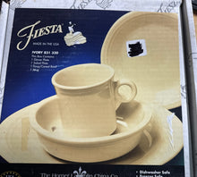 Load image into Gallery viewer, Fiesta 4pc Place Setting Ivory

