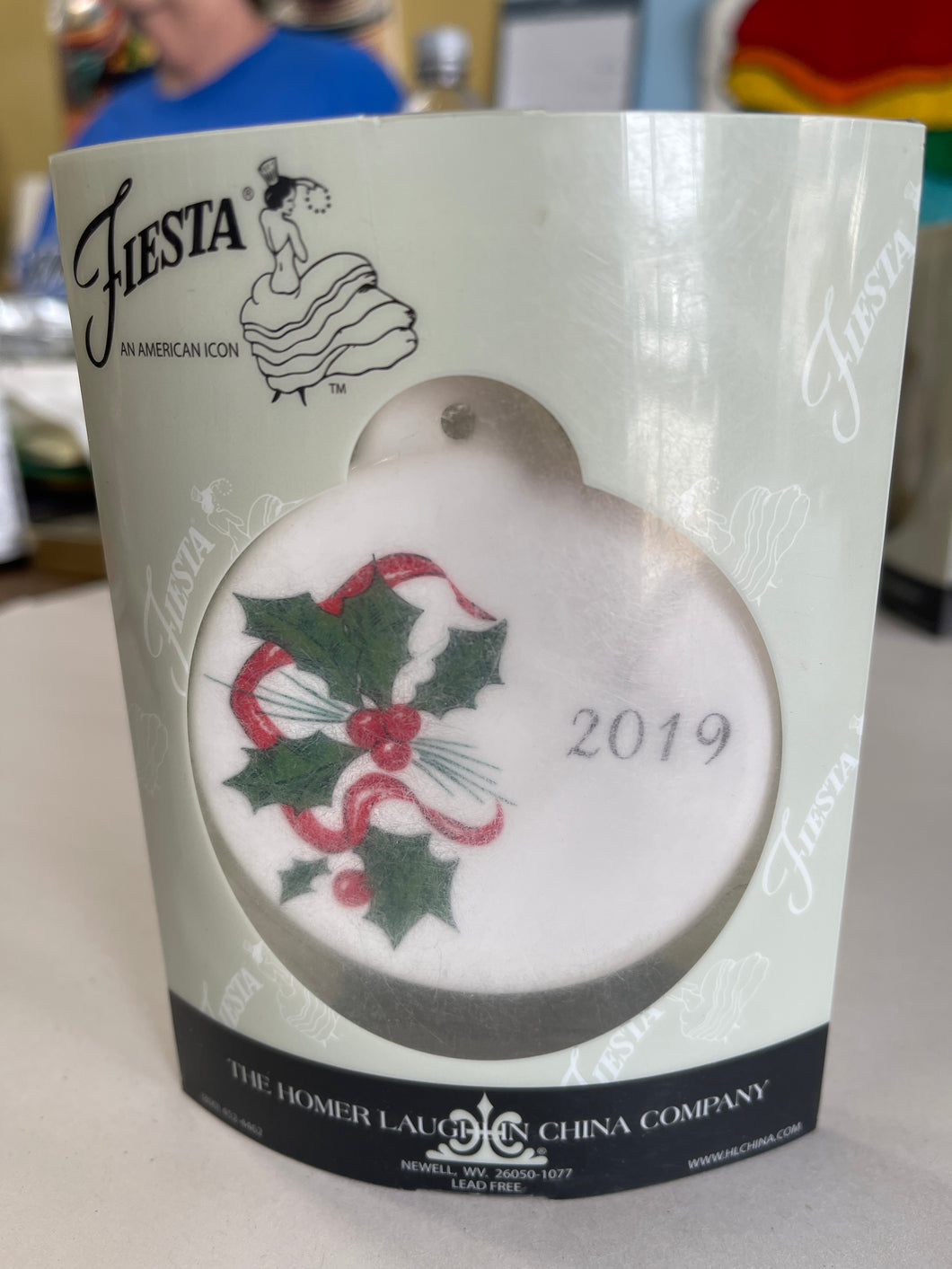 Fiesta 2019 Holly & Ribbon Ornament