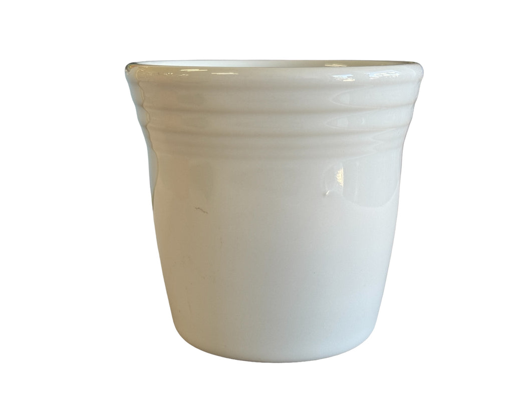 Fiesta White planter pot