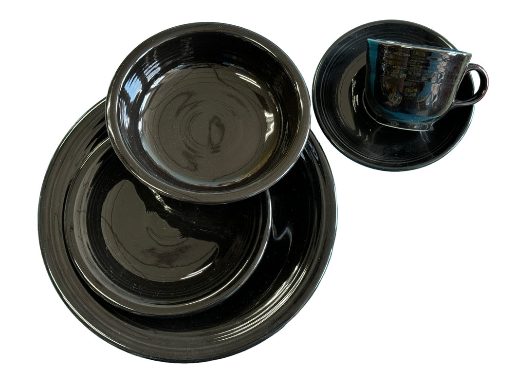 Fiesta 5pc Black Place Setting