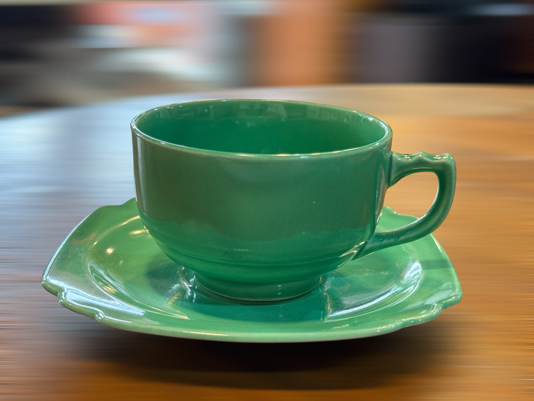 VINTAGE HOMER LAUGHLIN RIVIERA CUP & SAUCER GREEN