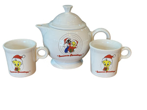 Fiesta Seasons Greetings Teapot & Mugs Tweety & Sylvester