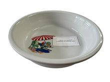 Load image into Gallery viewer, Fiesta 2 Qt Bowl Sunporch China Specialties 3 Columns On Side Fiesta
