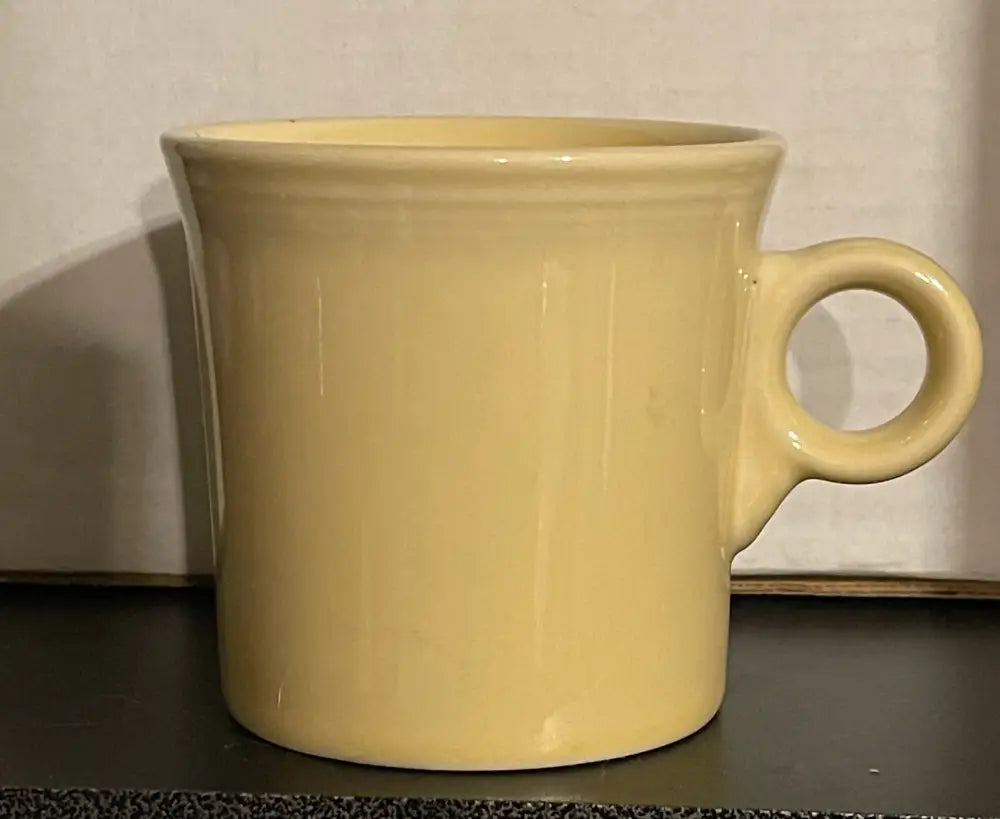 P86 Fiesta Pale Yellow Ring Handled Mug P86 Fiesta