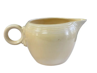 Vintage 2 Pint Jug Ivory Fiesta