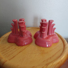 Load image into Gallery viewer, Fiesta retired Flamingo Pyramid Set 209/500
