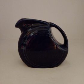 Fiesta Homer Laughlin Fiestaware Small Juice Disk Pitcher in Cobalt