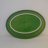 Load image into Gallery viewer, FIESTA ware KIWI Green DEEP DISH OVAL Bowl Serving Betty Crocker HTF
