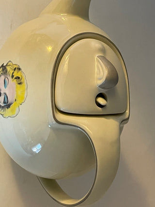 Hall  China Specialties Marilyn Monroe Hook Cover Teapot