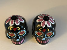 Load image into Gallery viewer, Skull Salt &amp; Pepper Shakers

