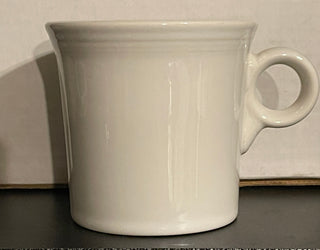 P86 Fiesta Ring Handled White