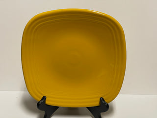 Fiesta Square Luncheon Daffodil