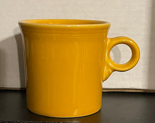 P86 Fiesta Marigold  Ring Handled