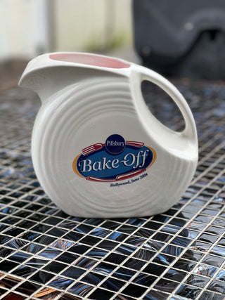 Fiesta Disk Water pitcher white Pillsbury Bake Off Decal Fiestaware 300 Made