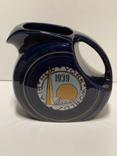 Load image into Gallery viewer, EXTREMELY RARE ! FIESTA HLCCA JUICE PITCHER 1939 COBALT NEW YORK WORLD FAIR
